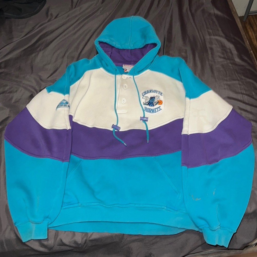 Vintage 80s Hornets hooded sweatshirt